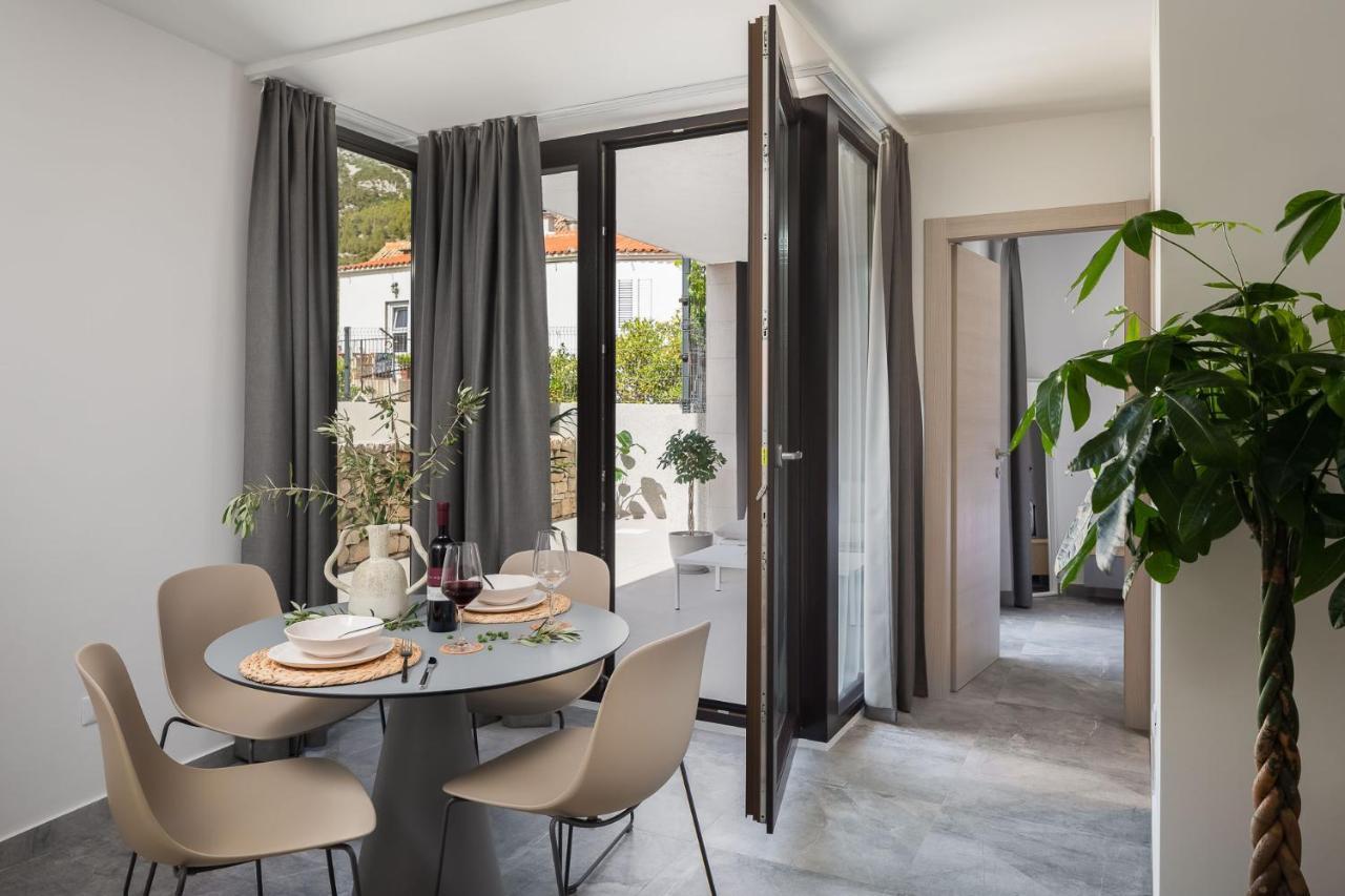 Komiža Residence The One - New מראה חיצוני תמונה