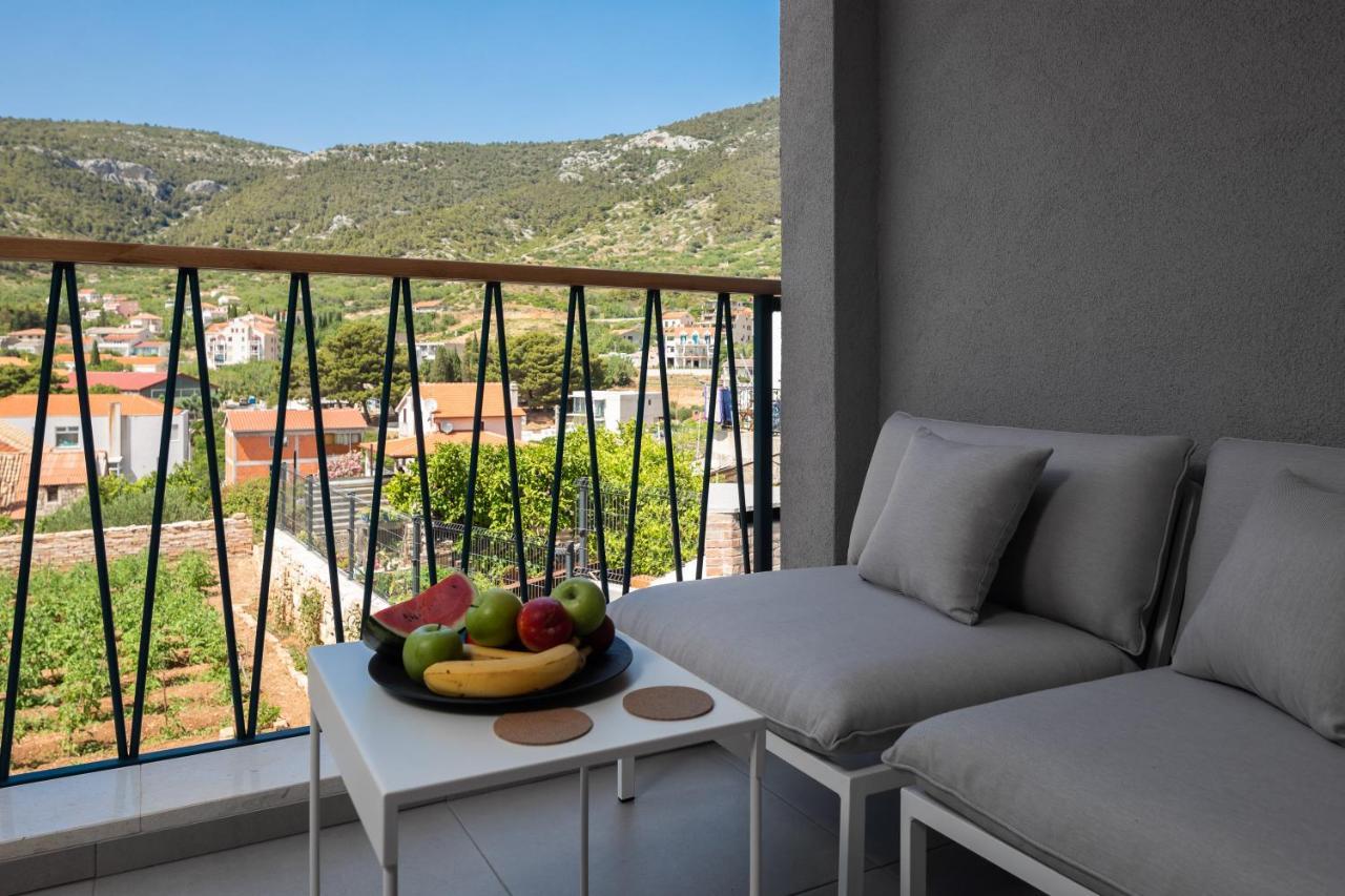 Komiža Residence The One - New מראה חיצוני תמונה
